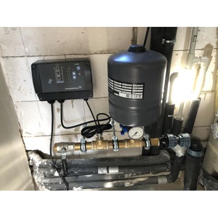 Комплект для підтримки постійного тиску без насоса Grundfos SQE 96524504