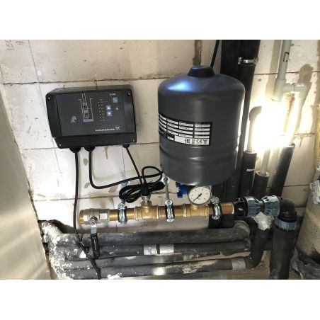 Комплект для підтримки постійного тиску без насоса Grundfos SQE 96524504 Комплект для підтримки постійного тиску без насоса Grundfos SQE 96524504